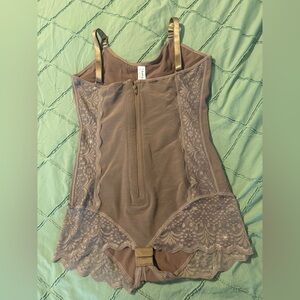 NWOT Faja Colombianas Reductoras Levanta Cola PostSurgery